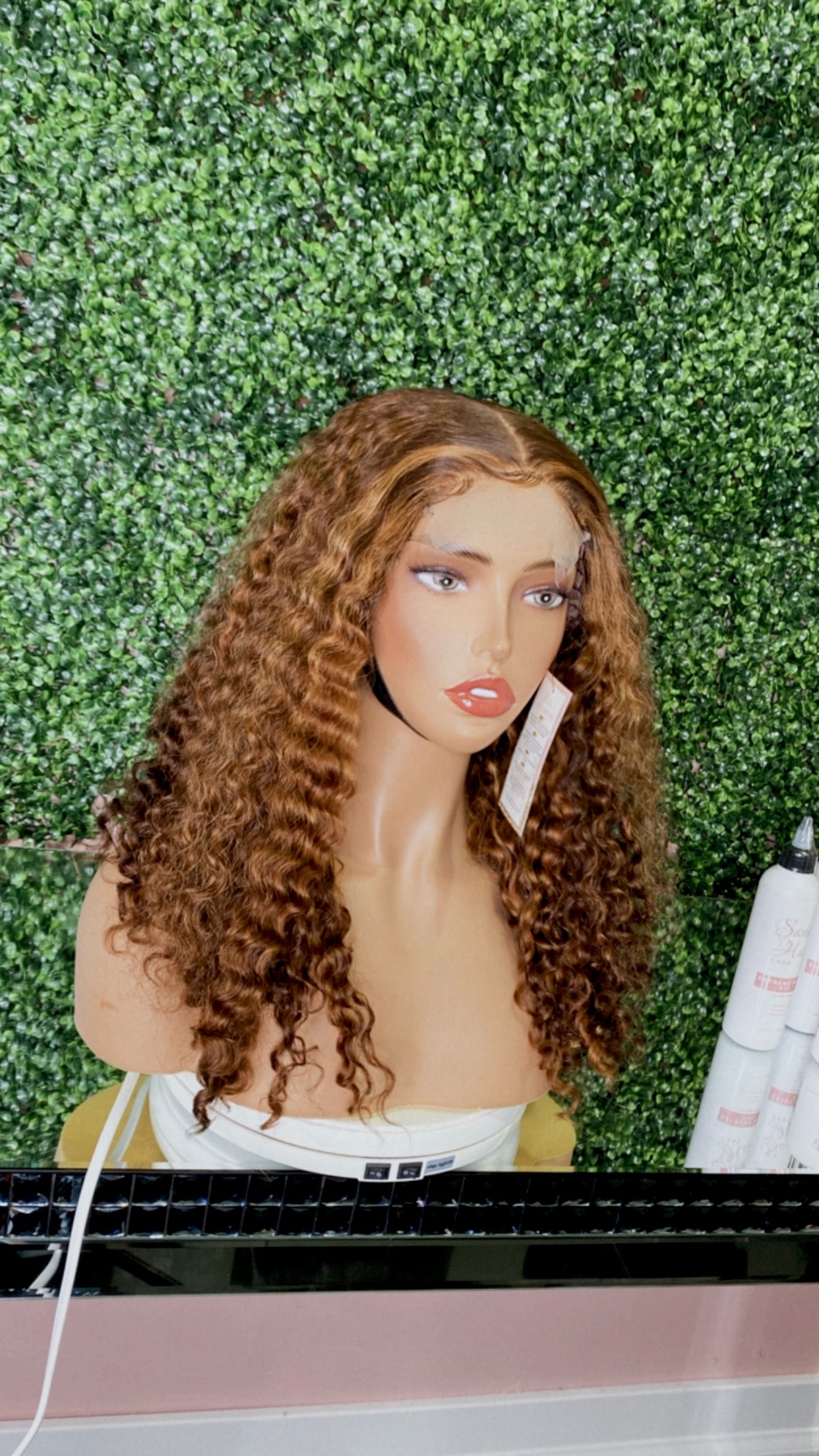 Misty - Curly Closure Wig