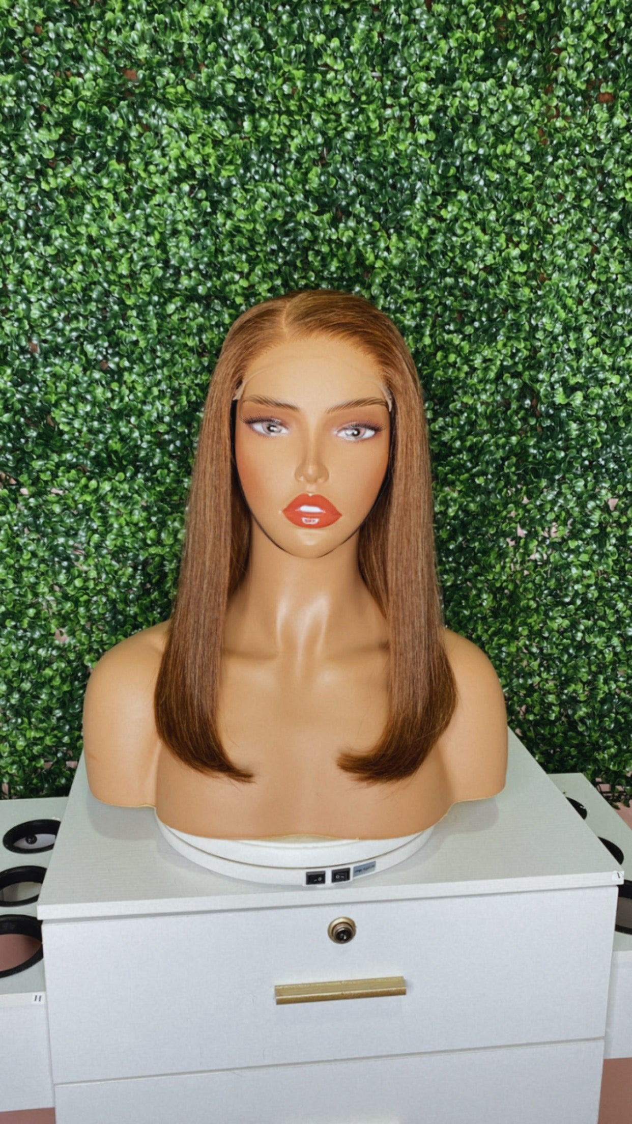 Nene - Straight Closure Wig