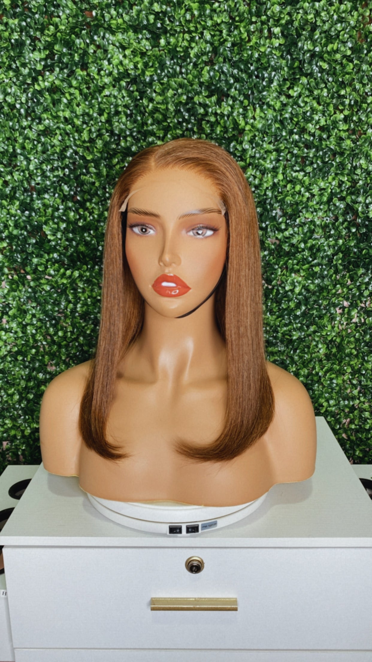 Nene - Straight Closure Wig