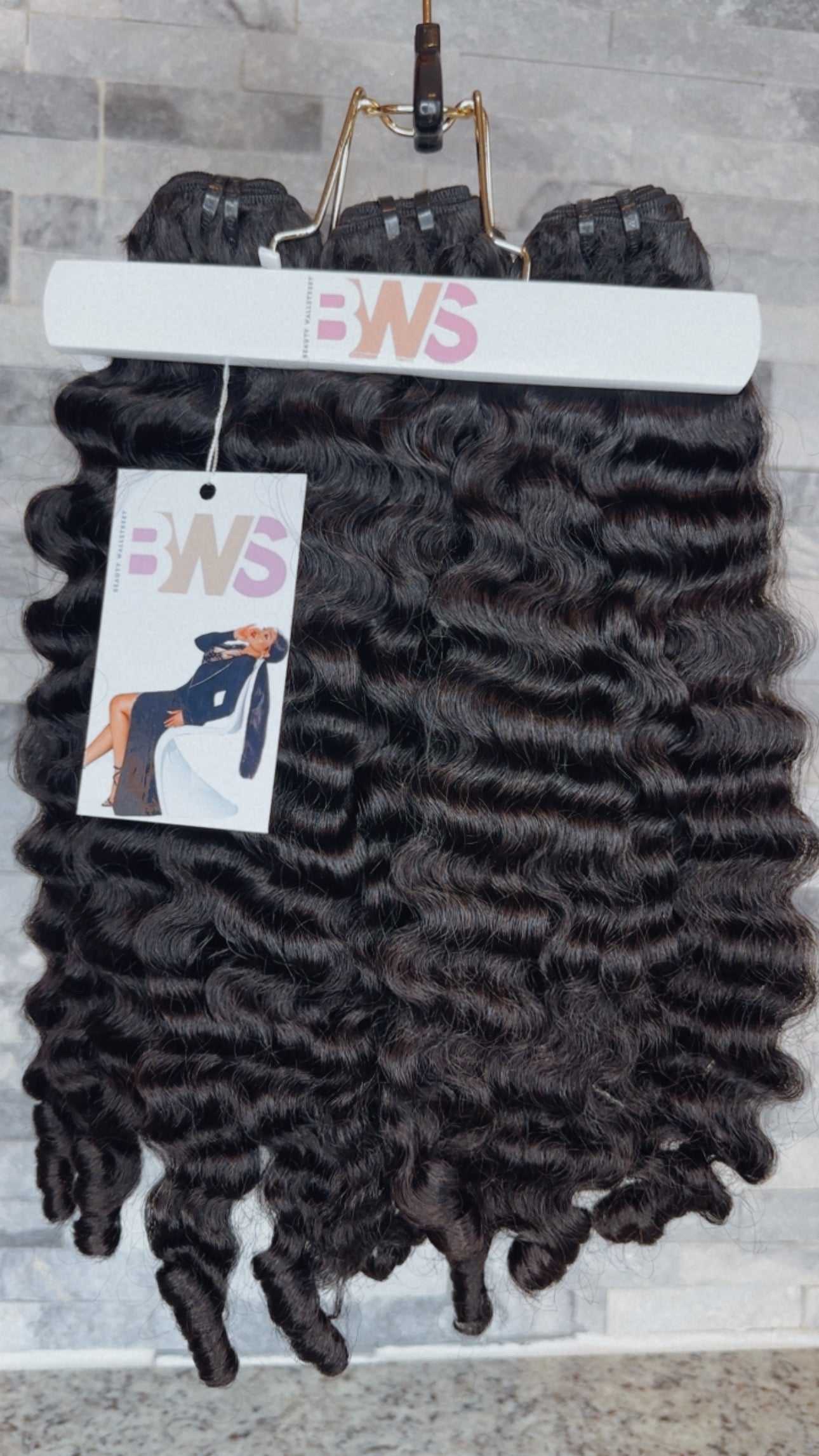www.sanahaircollection.com